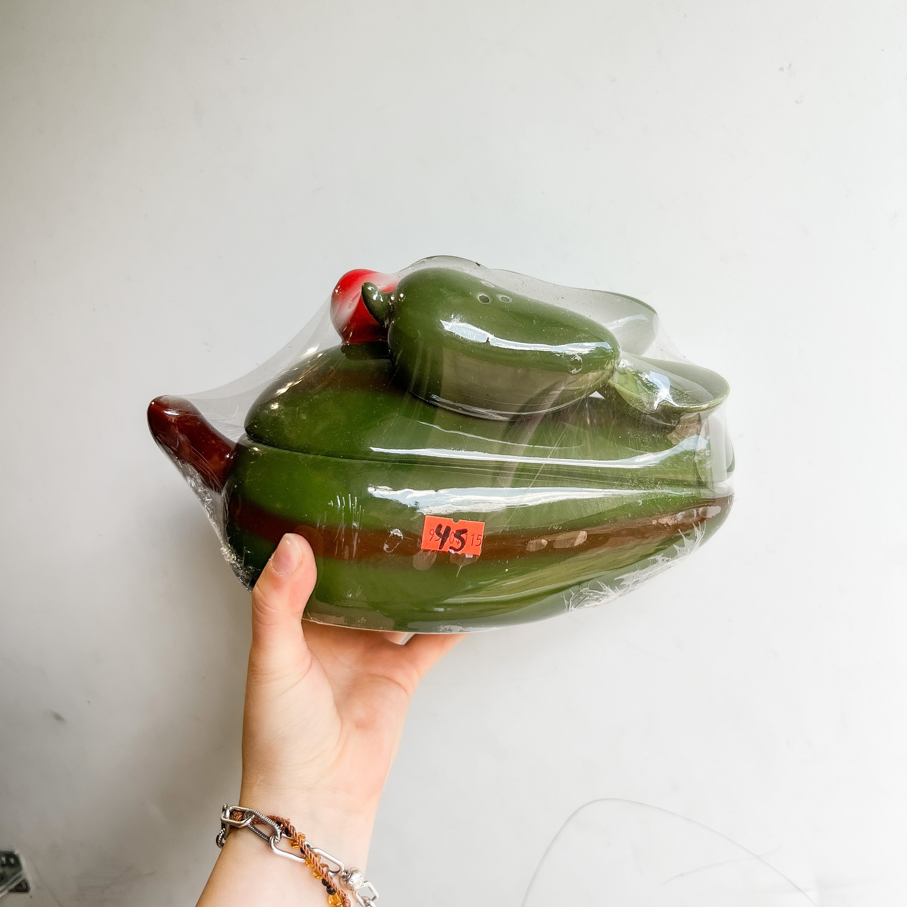 Recipiente para aguacate con salero