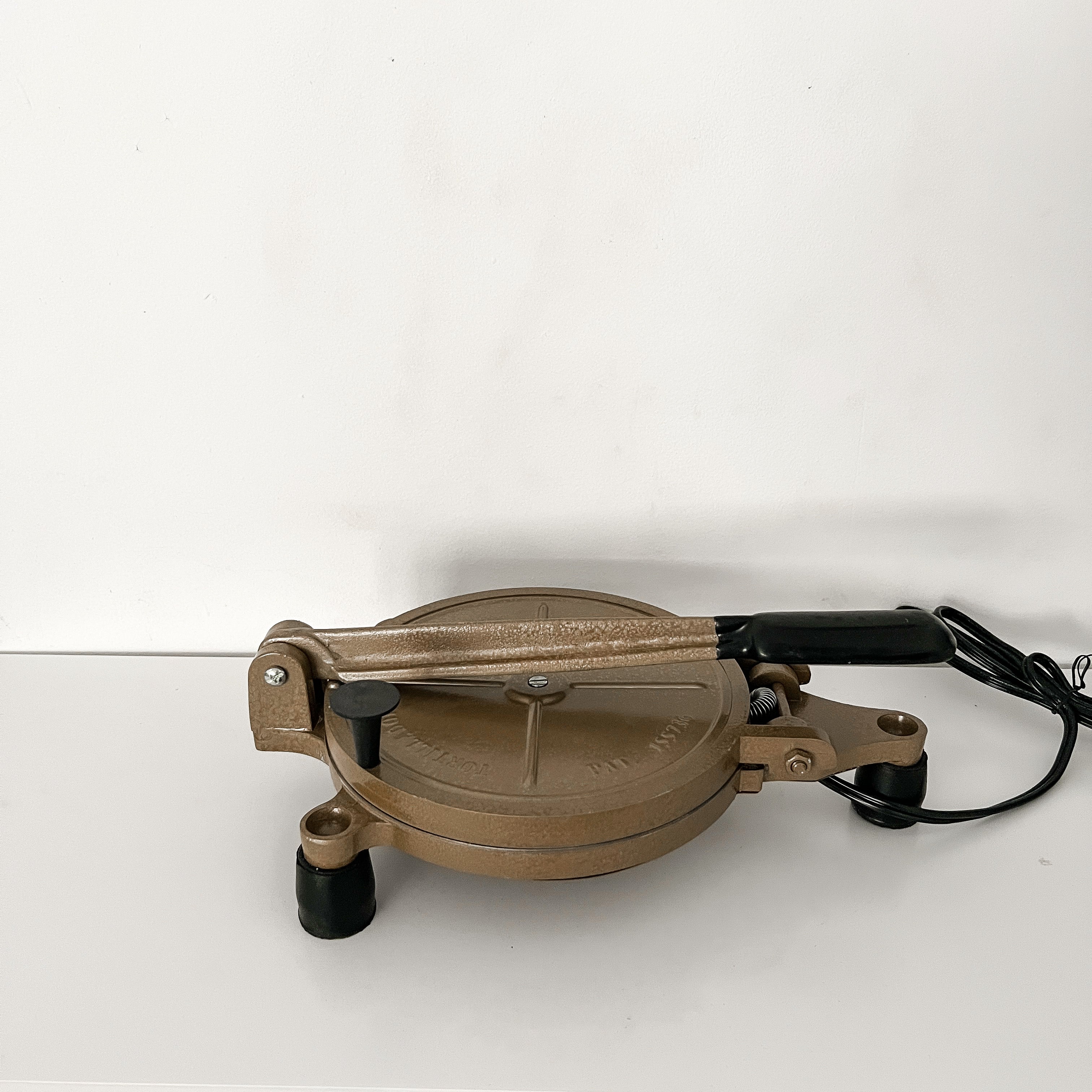 Prensa eléctrica para tortillas de harina