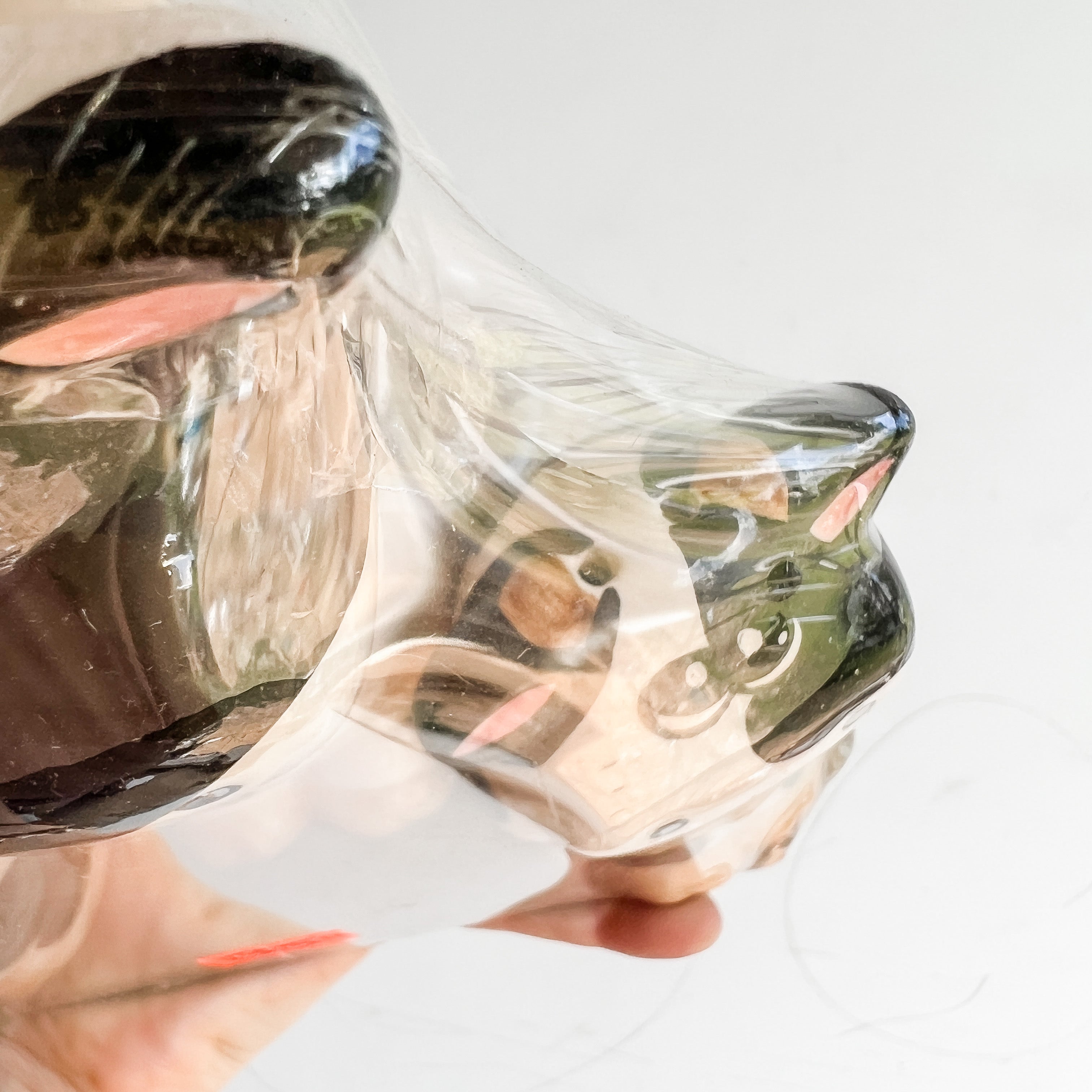 Napkin Holder with 2 Salt Shakers