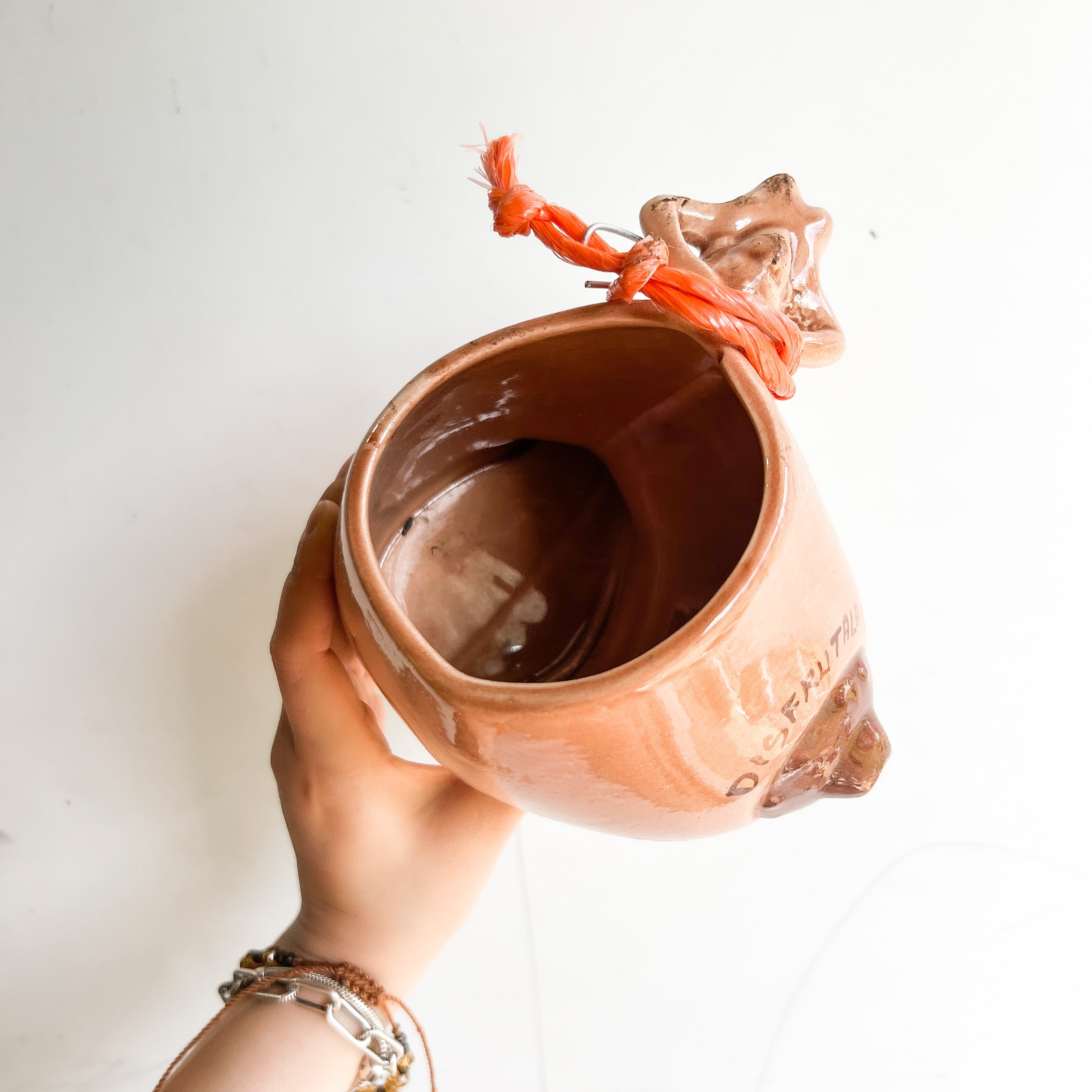 Taza de cerámica Chest