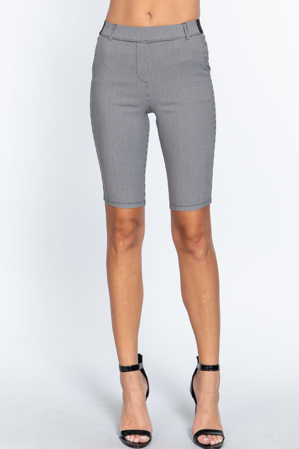 Ladies Bermuda Pants for Travel and Comfort