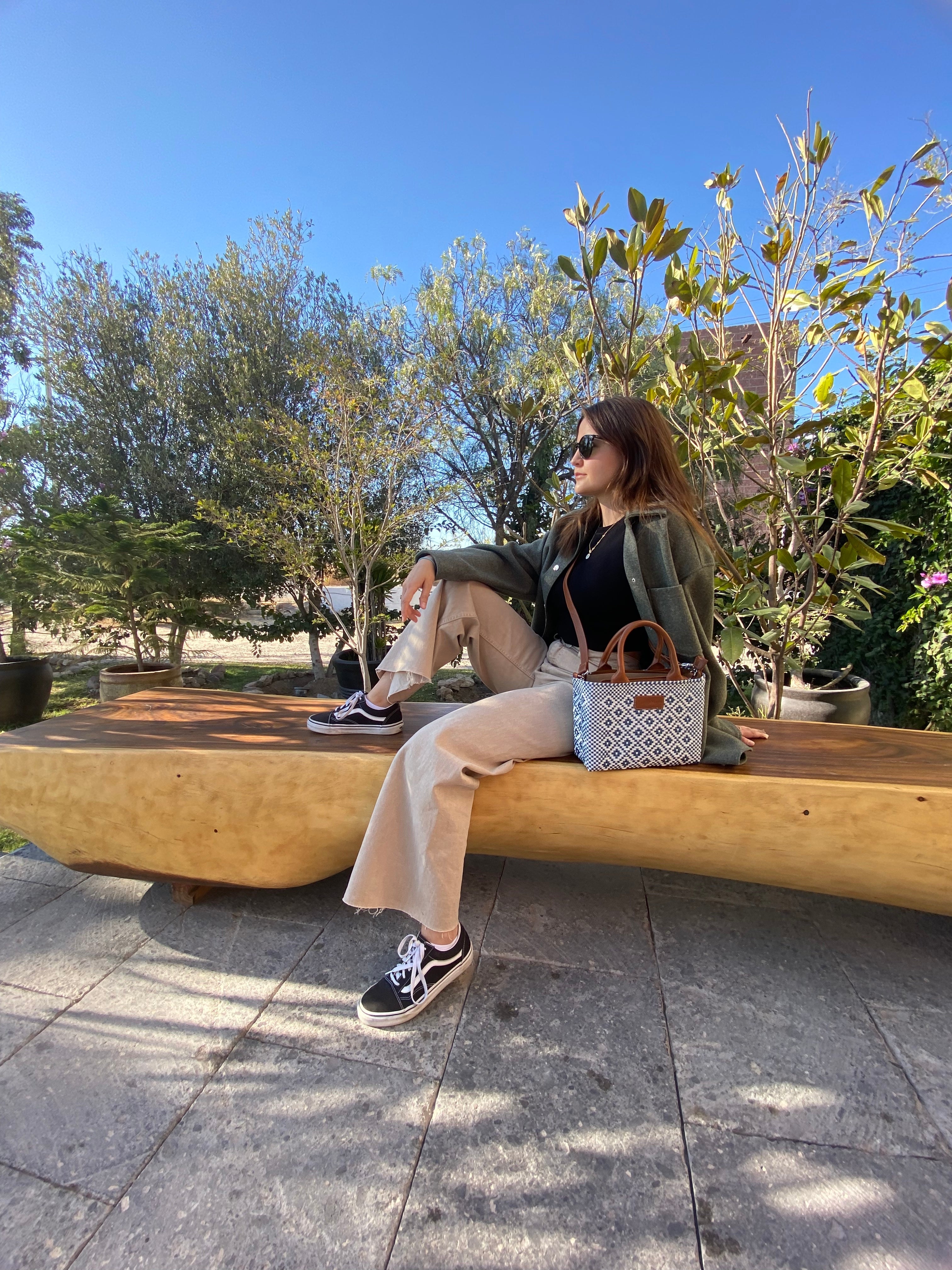 Bolso Cruzado Pequeño Tejido Marine - Piel Color Camel