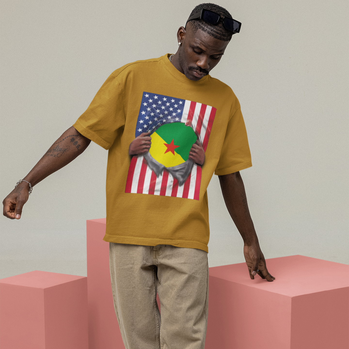 Camiseta de la Guayana Francesa y la bandera de Estados Unidos | Guayana Francesa y bandera estadounidense rasgada 4 de julio | Camisetas latinas divertidas | 4 colores