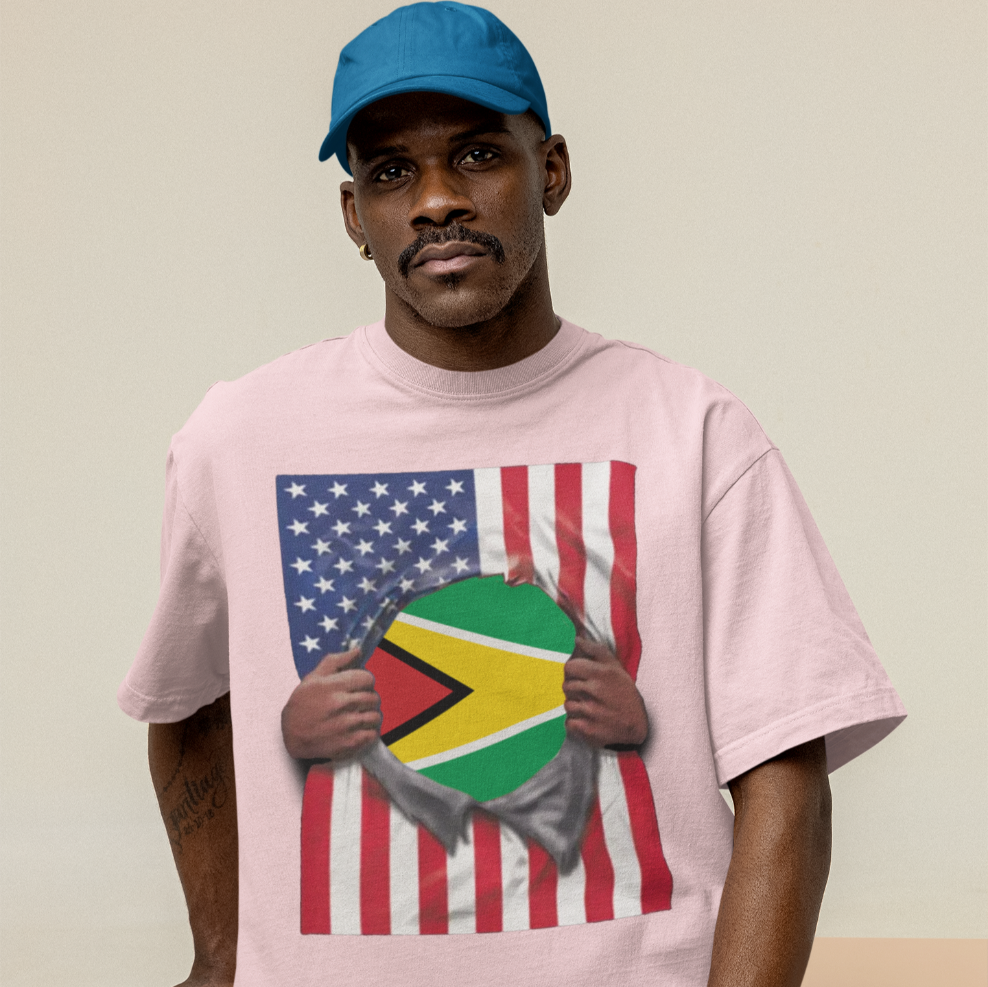 Camiseta de orgullo con bandera de Guyana + bandera de EE. UU. | Bandera guyanesa + estadounidense para el 4 de julio | Camisetas latinas virales divertidas | Unisex - 4 colores