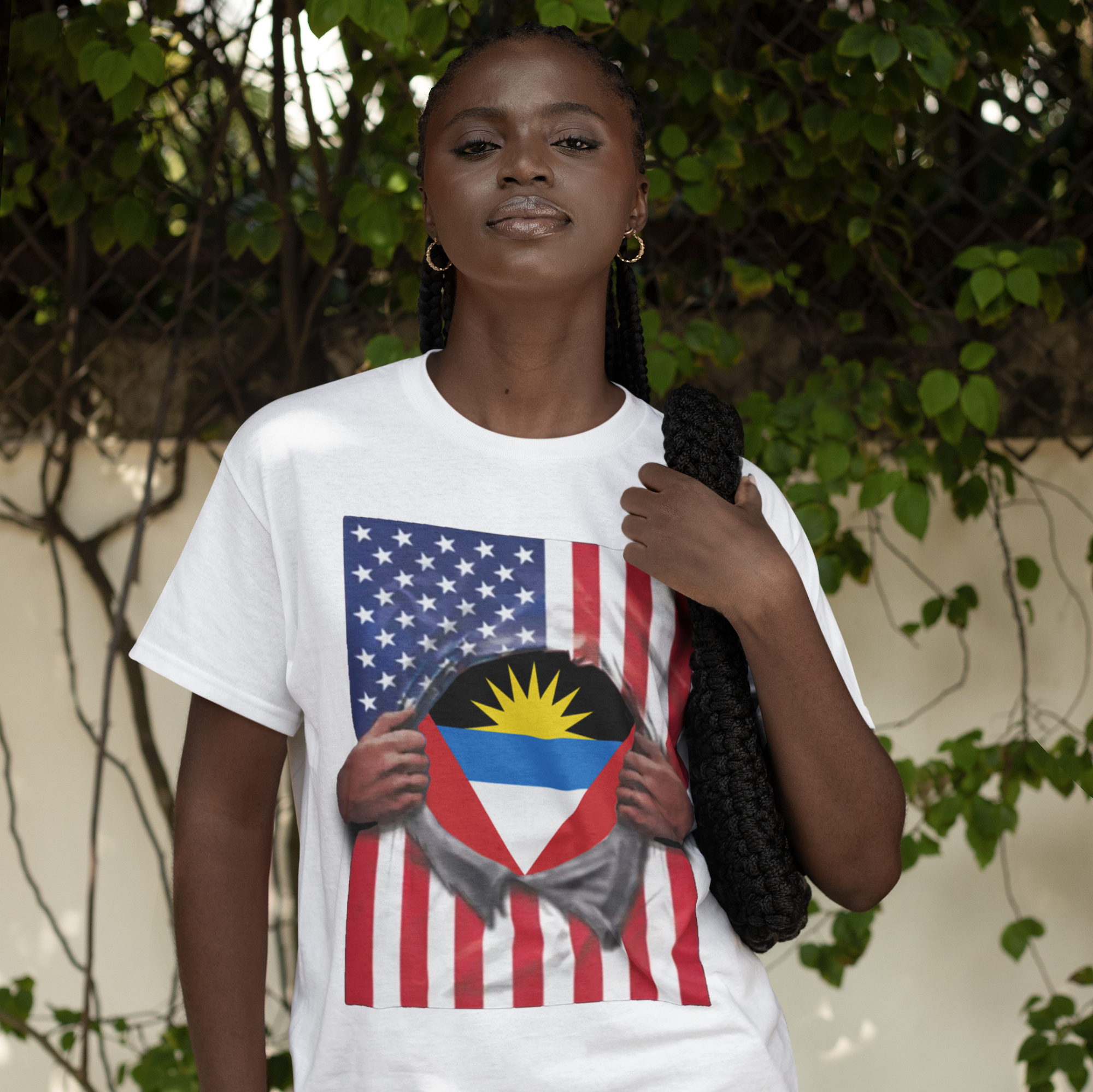 Camiseta de la bandera de Antigua y Barbuda | Bandera de Antigua + Estadounidense Rasgada 4 de julio | Camisetas divertidas para latinos | 4 Colores
