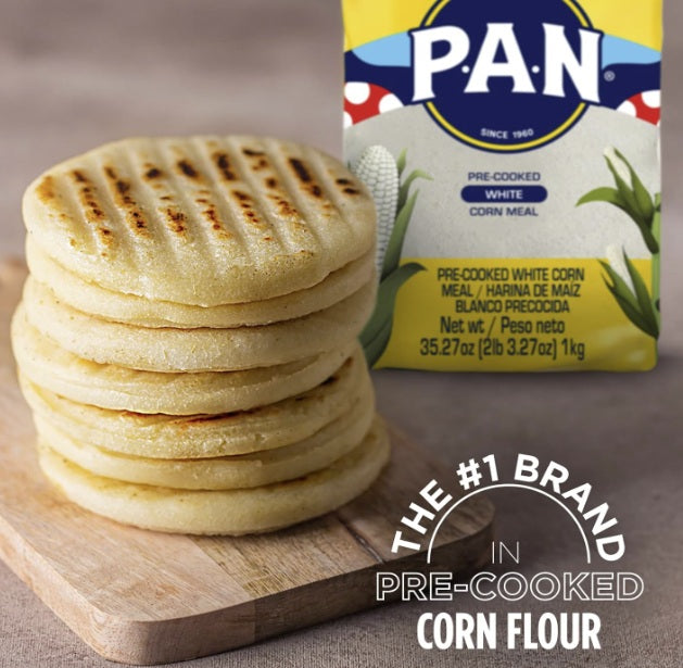 P.A.N. White Corn Meal – Pre-cooked Gluten Free and Kosher Flour for Arepas (2.2 lbs)