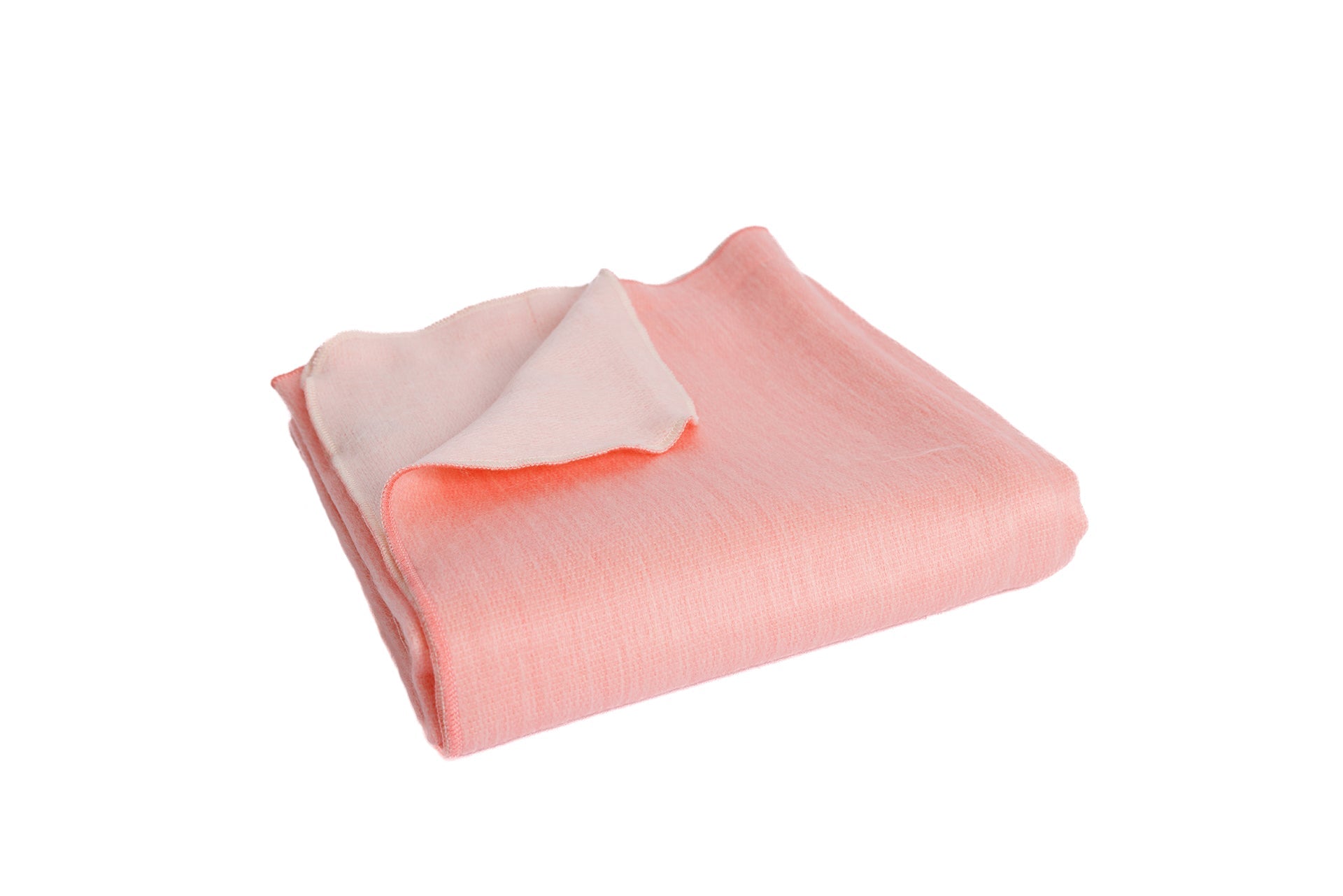 Kani Collection - Manta Reversible Tejida a Mano de Alpaca Rosa y Blanca de Ecuador