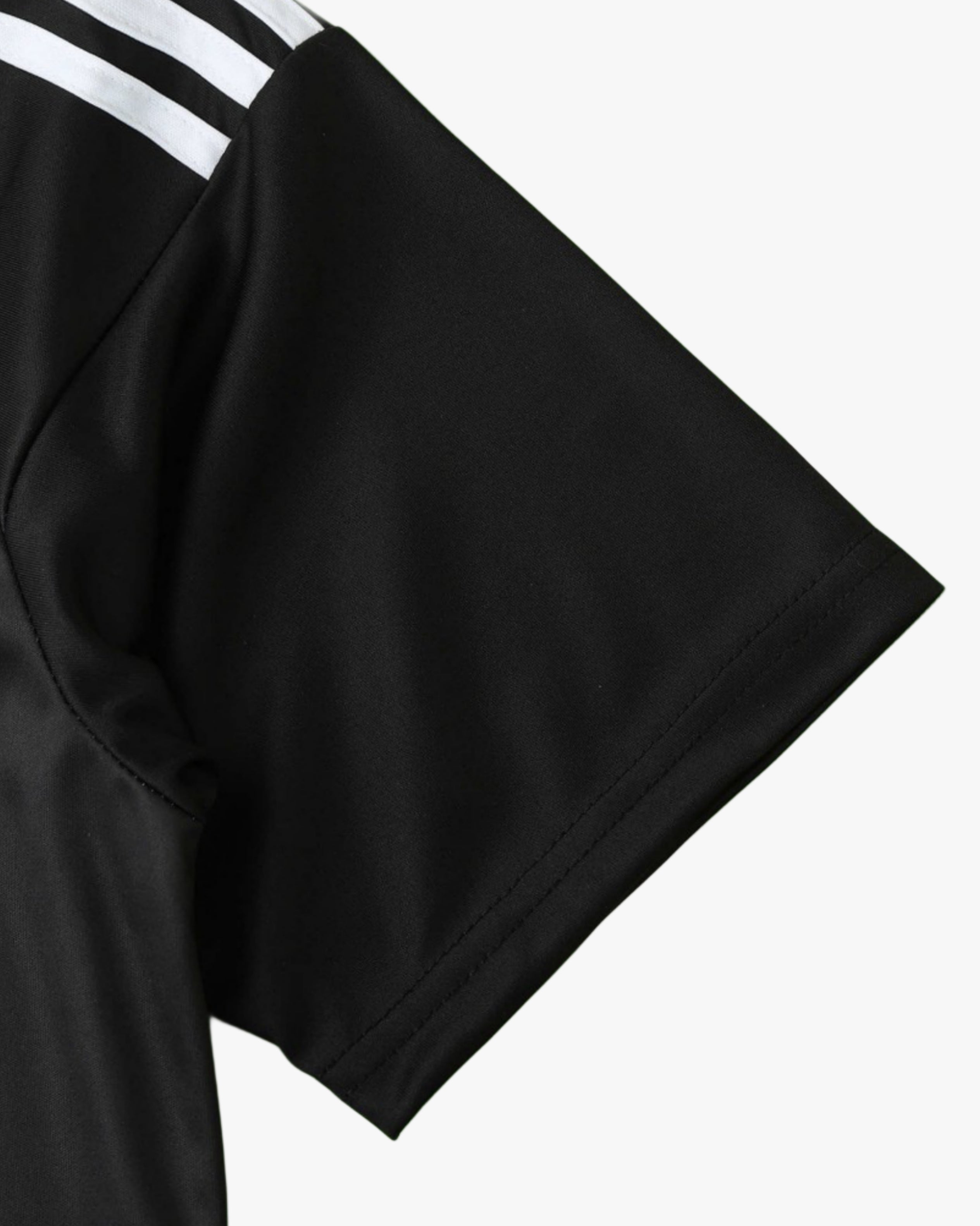 REAL MADRID x BLACK FURY PREMIUM KIT