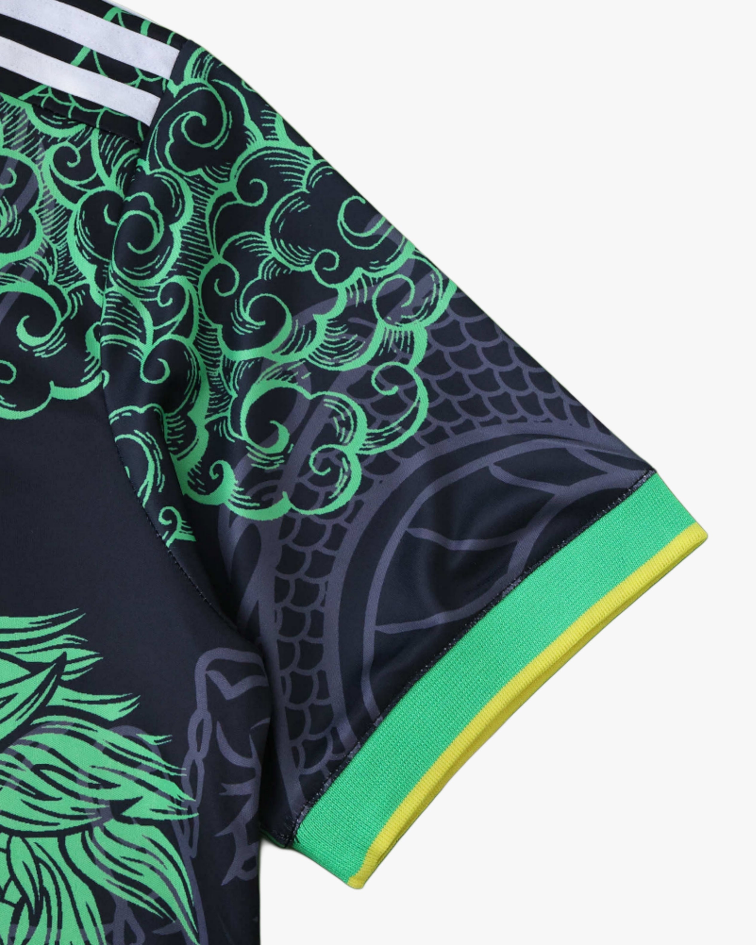 REAL MADRID x GREEN FALKOR PREMIUM KIT