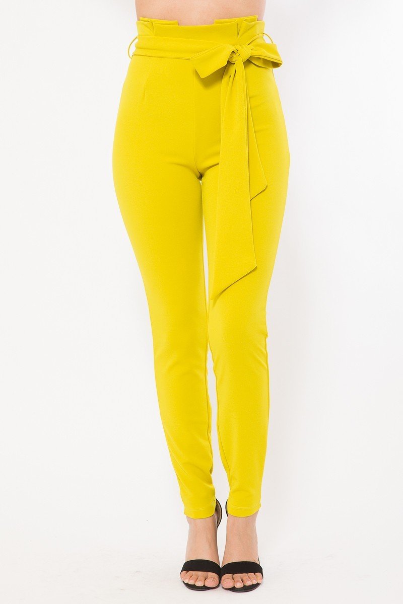 Vacation-Ready Women's Skinny Pants Jeans with Belt