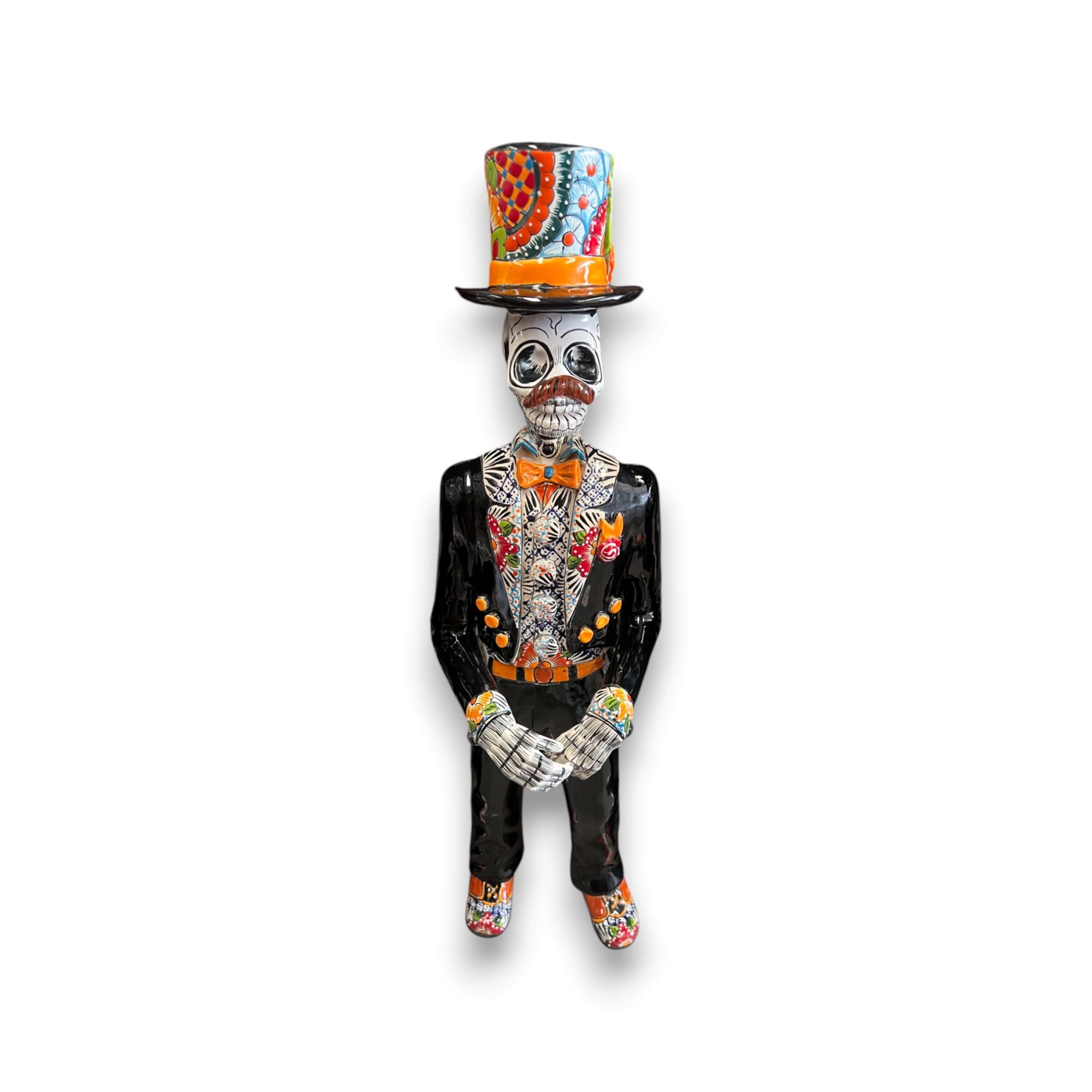 Estatua Catrín de Talavera | Figurilla de 33" del Día de Muertos
