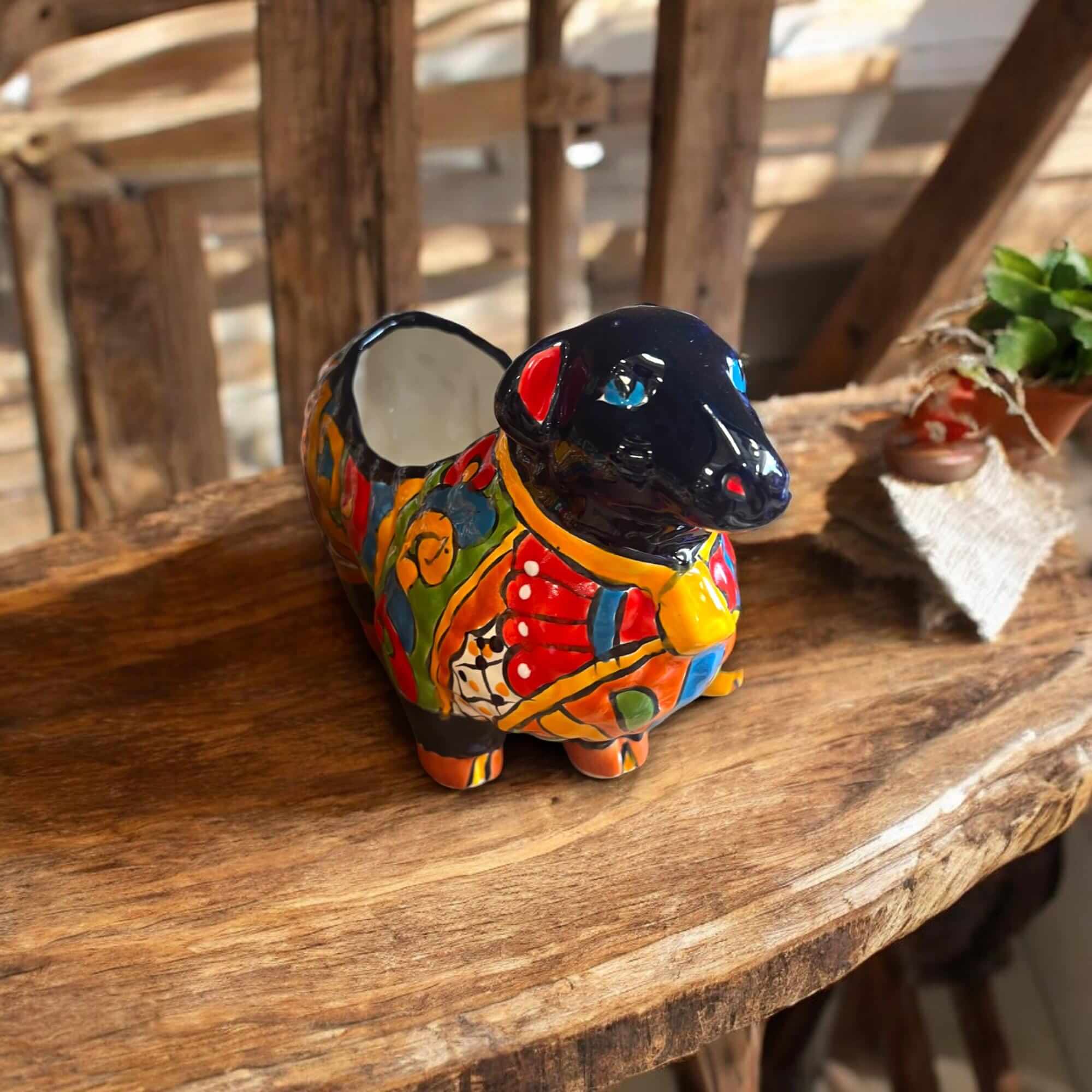 Macetero Talavera con forma de Carnero | Maceta de Cerámica Mexicana Pintada a Mano