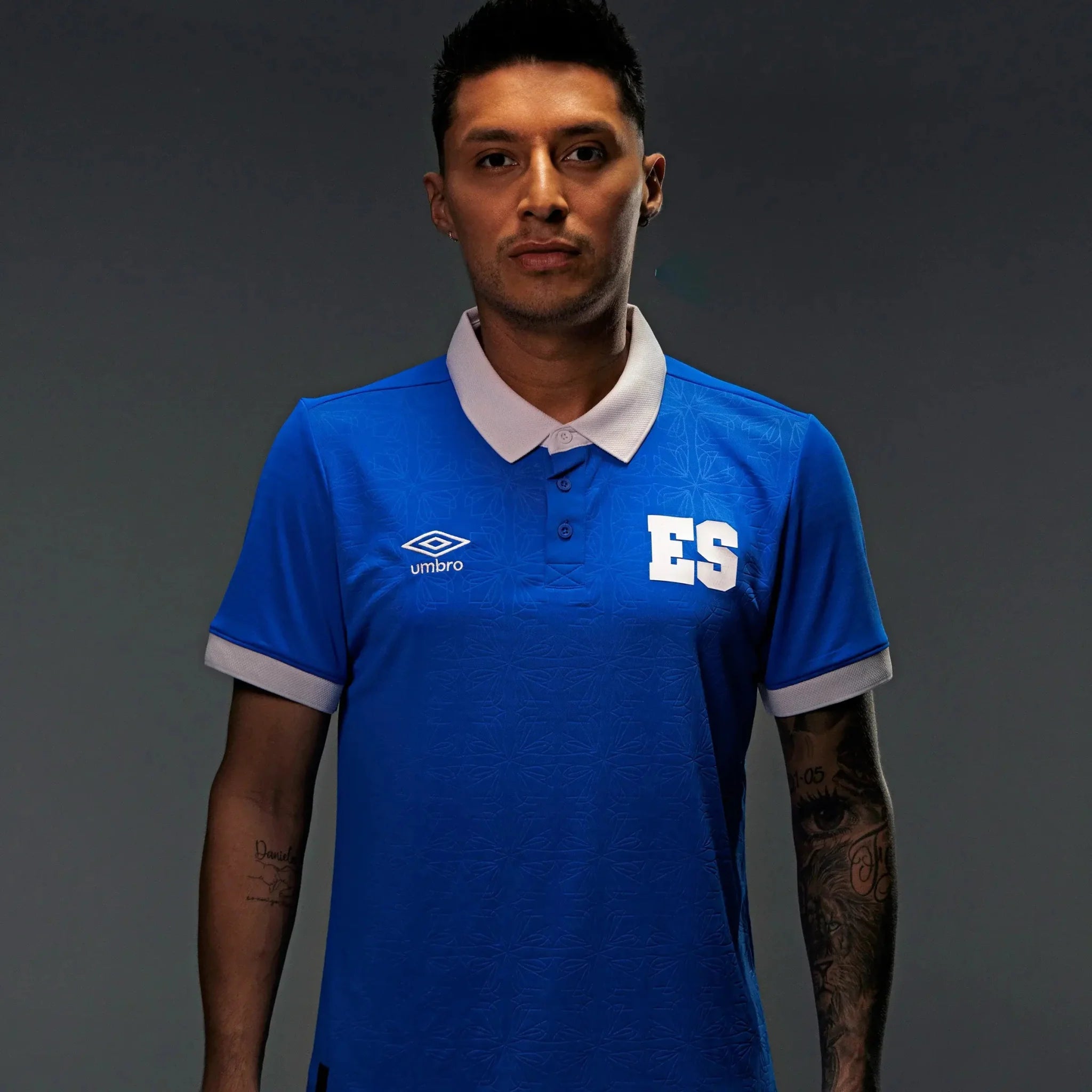Umbro 2025-26 El Salvador Men's Stadium Home Soccer Jersey