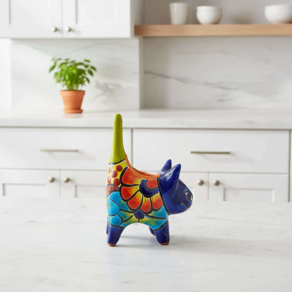 Maceta Vibrante de Talavera con Forma de Gato | Cerámica Mexicana Hecha a Mano