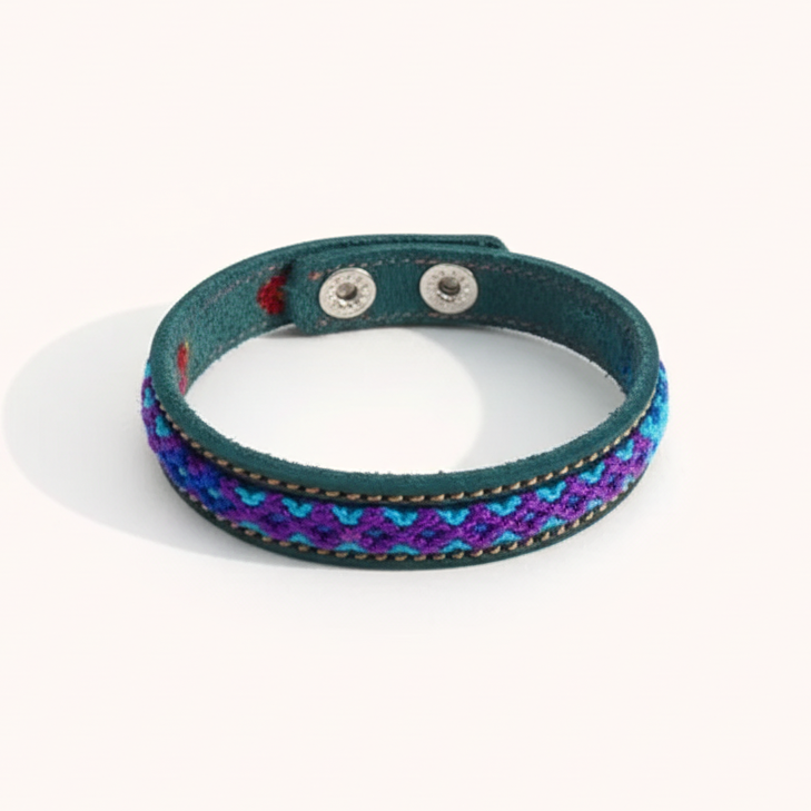 Pulsera de Amistad Ajustable de Cuero Vista - México