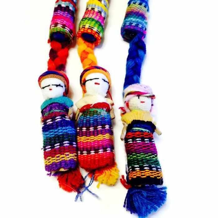 Bolígrafo Muñeca Quitapenas con Tela Sostenible - Guatemala